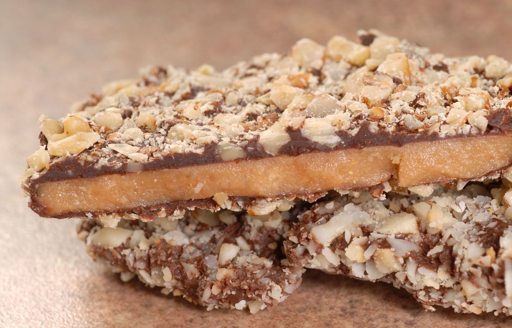 30-Minute Chocolate Almond Toffee 
