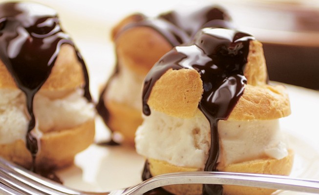 Classic French Profiteroles with Vanilla Bean Ice Cream and Chocolate Sauce 